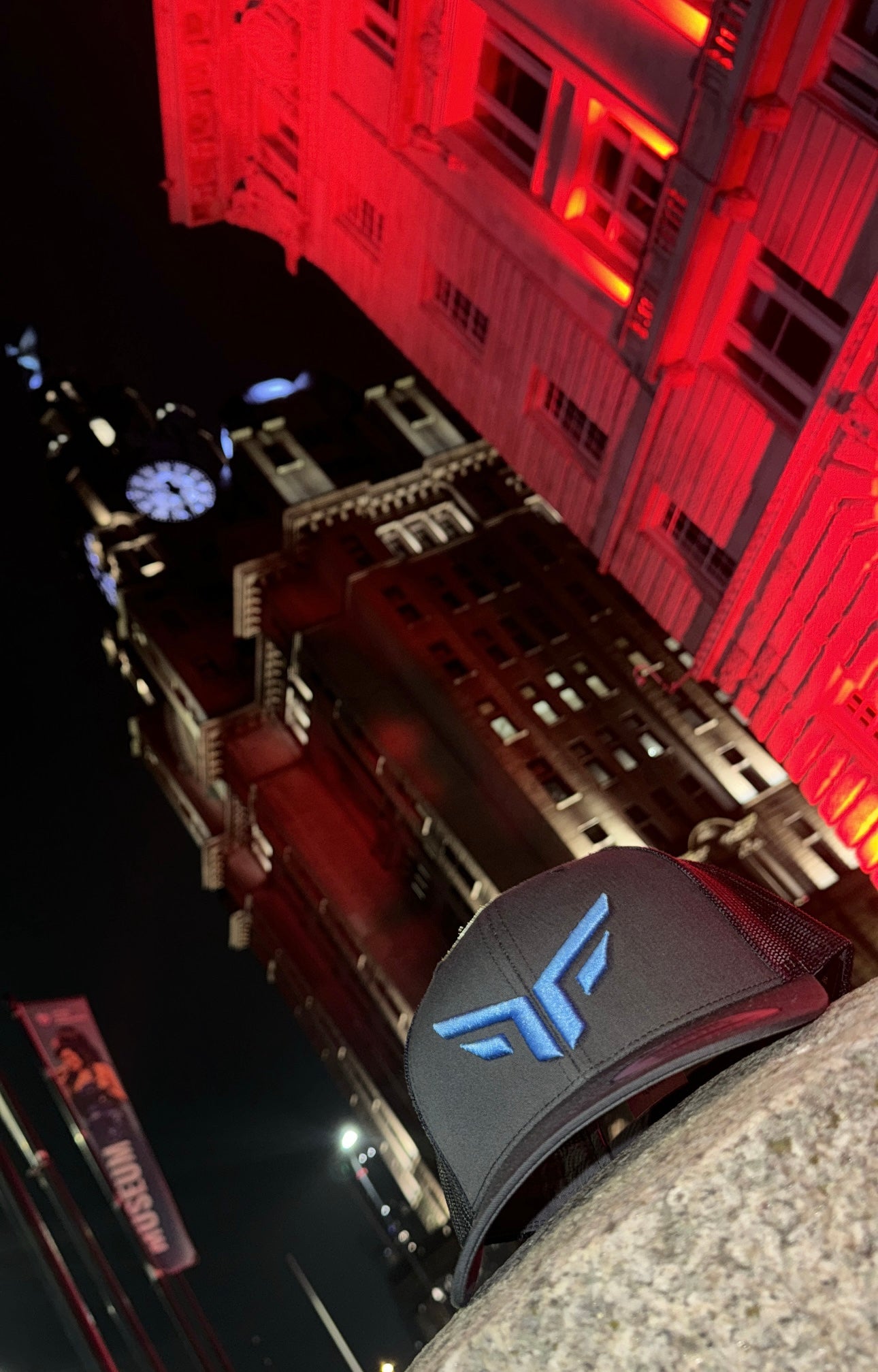 FUERZA - STRENGTH GREY